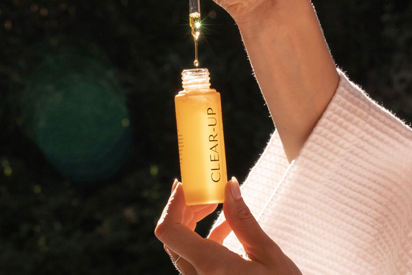 Clear-Up Face Oil: A Solution for Acne and Breakout-prone skin